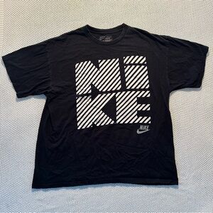 Y2K Nike Black Graphic T-Shirt Size XL